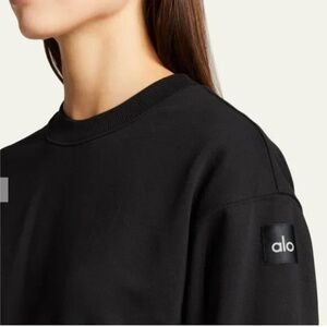 Alo black cropped crewneck size small